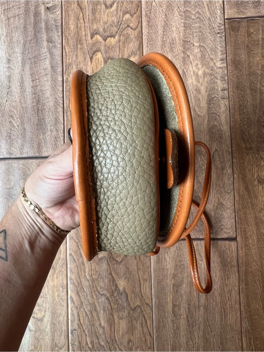 Vintage Dooney & Bourke Mini Saddle Bag AWL Taupe Tan Crossbody Luxury Preppy - Picture 8 of 11